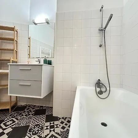 Apartment Saint Thierry Spacieux 6 Personnes Proche Centre Reims