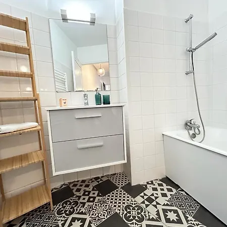 Apartment Saint Thierry Spacieux 6 Personnes Proche Centre Reims